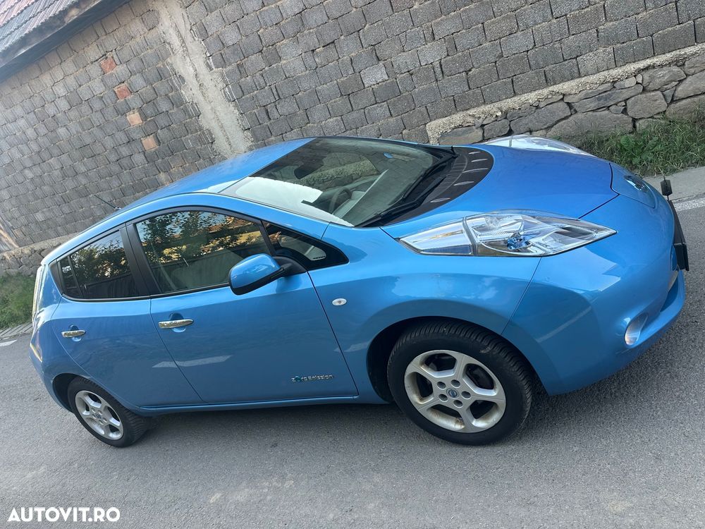 Nissan LEAF - 5