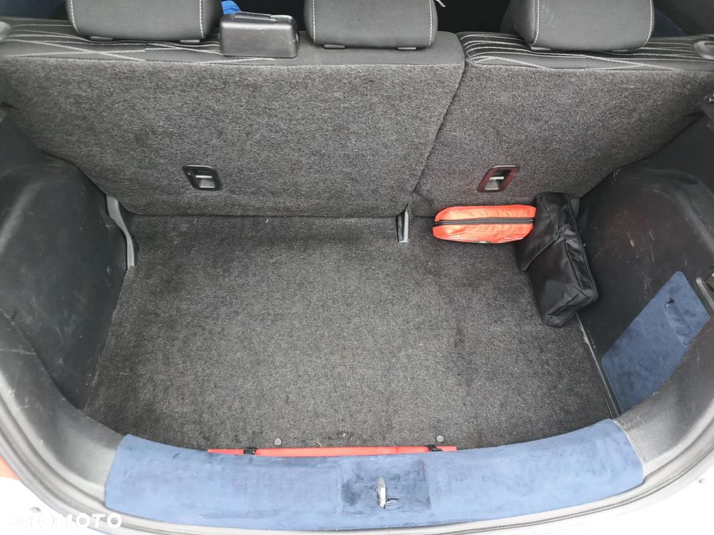 Mazda 2 1.3 Impuls - 19