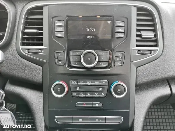 Renault Megane - 9