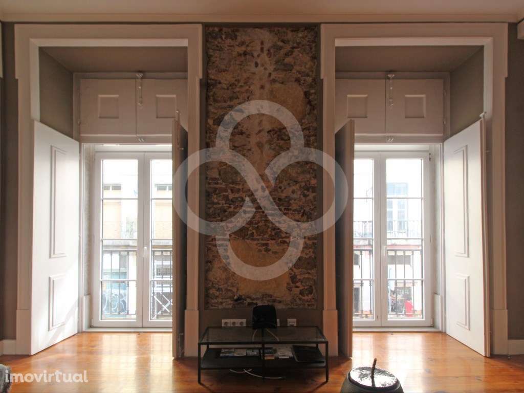 Majestoso apartamento T2 totalmente mobilado e equipado zona da Bai... - Grande imagem: 5/18