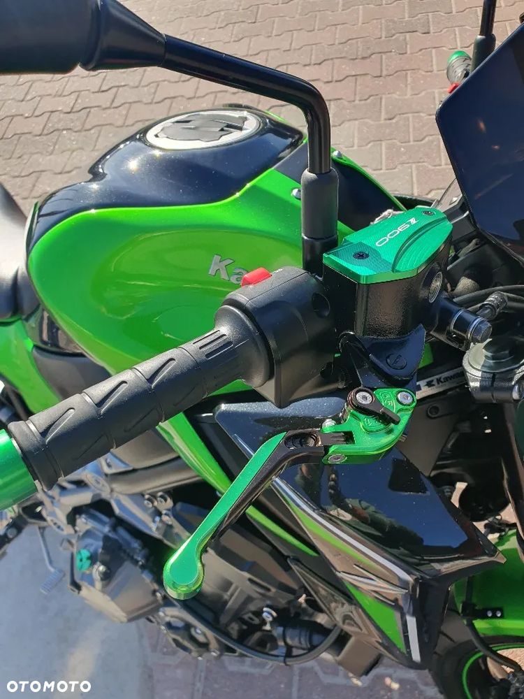 Kawasaki Z 900 - 12