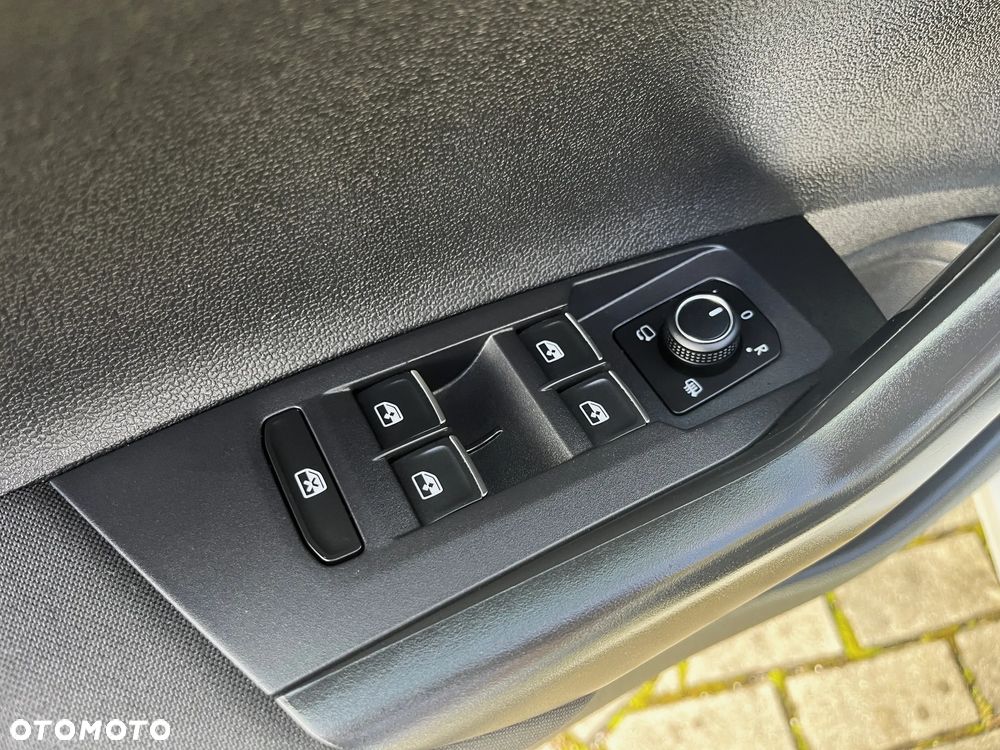 Volkswagen Polo 1.0 TSI OPF DSG ACTIVE - 34