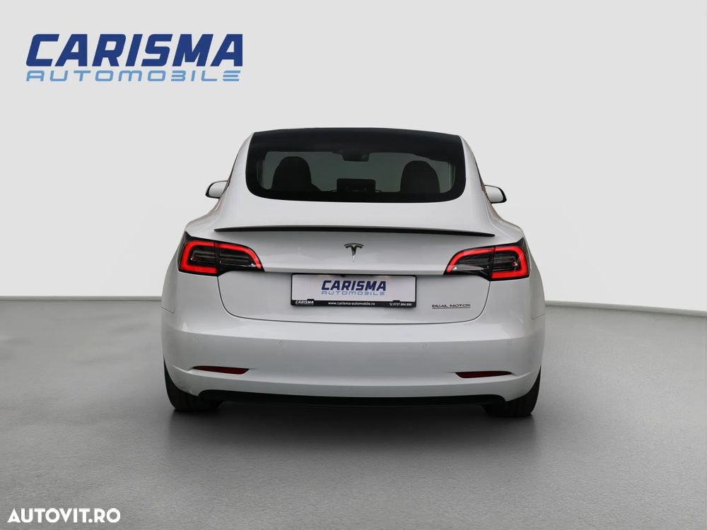 Tesla Model 3 Langstreckenbatterie Allradantrieb Dual Motor Performance - 4
