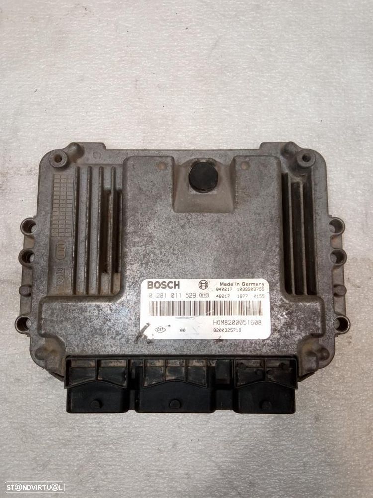 CENTRALINA DO MOTOR UCE OPEL VIVARO - 1