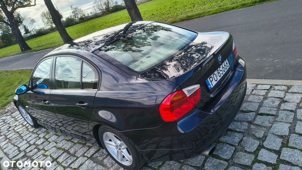 BMW 318I 2007 photo 3
