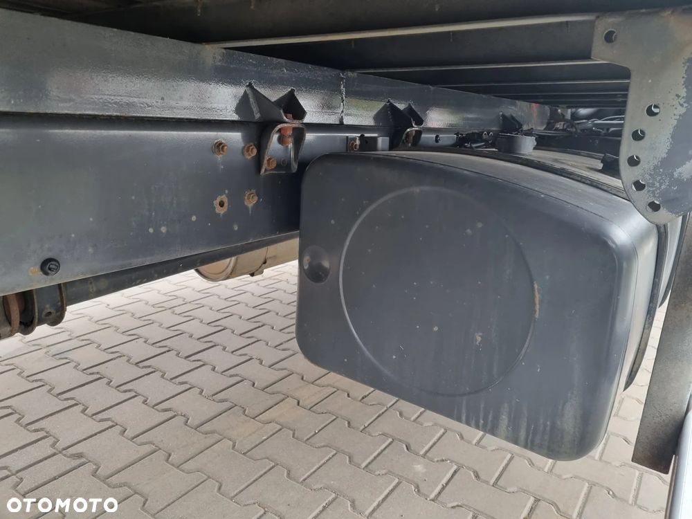 Renault Midlum 270 - 9