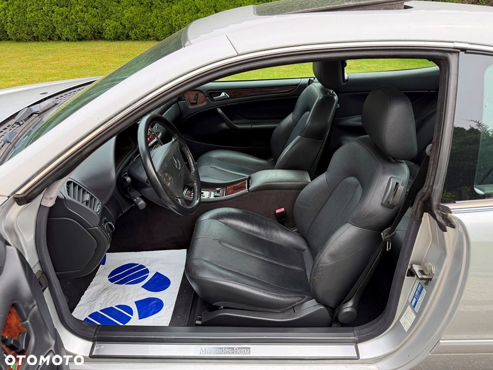Mercedes-Benz CLK 320 - 21