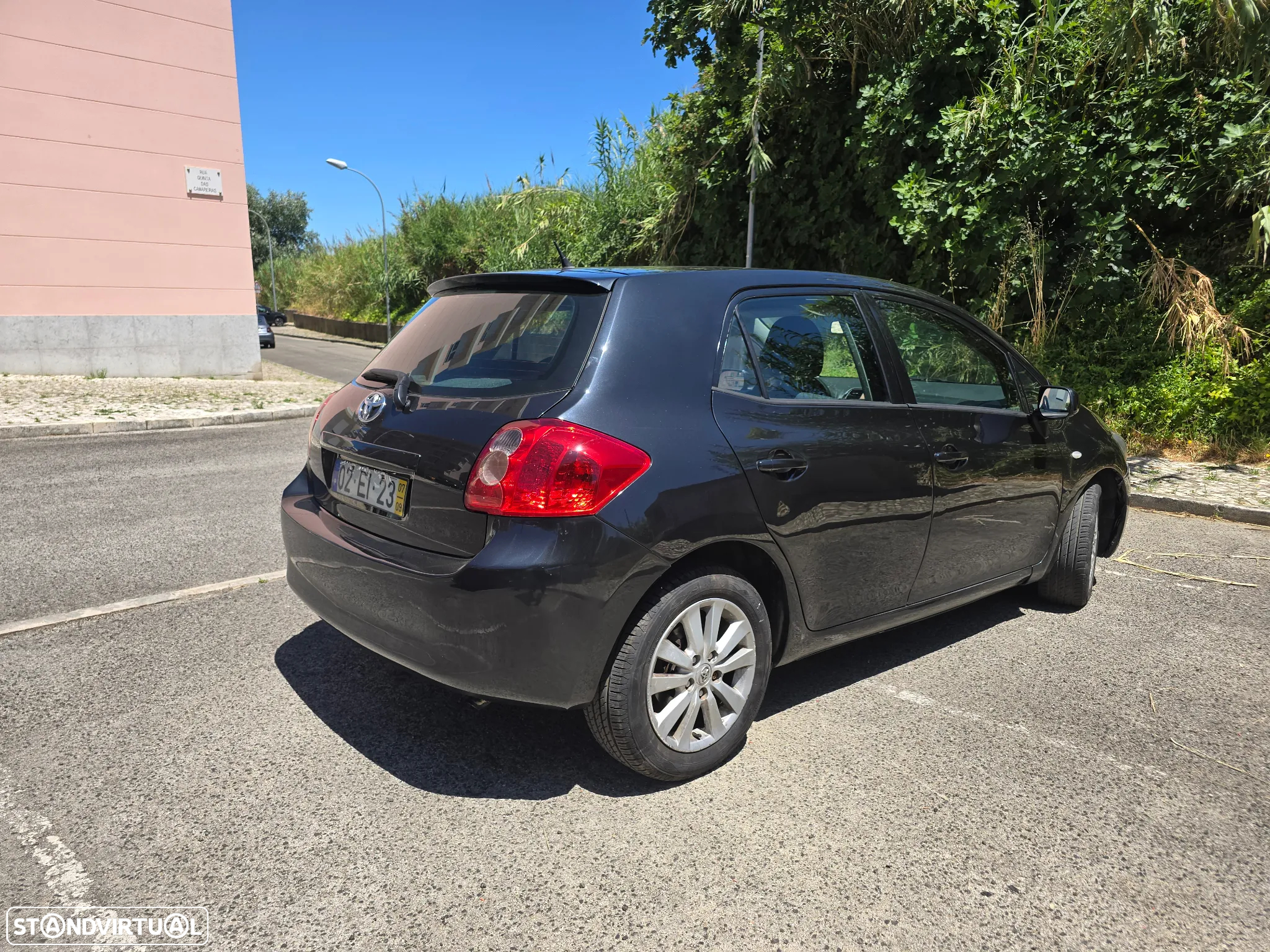 Toyota Auris 1.4 D-4D Gold Edition - 4