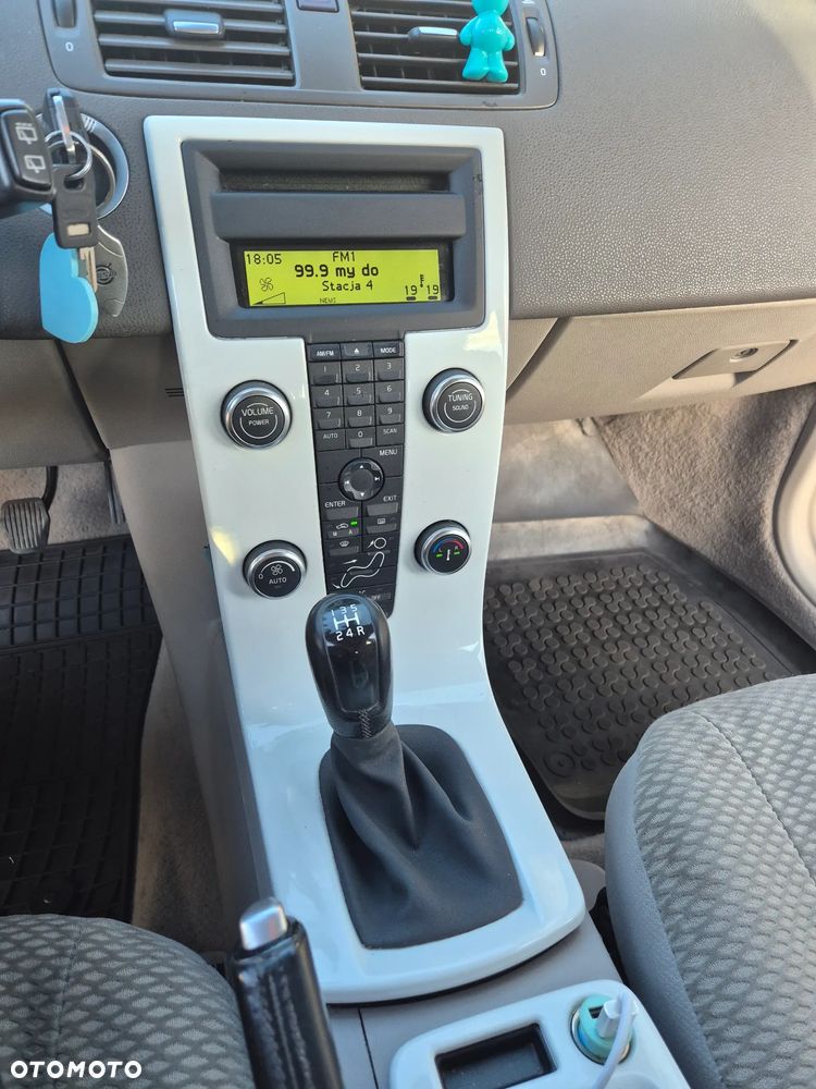 Volvo V50 1.6D DRIVe - 13