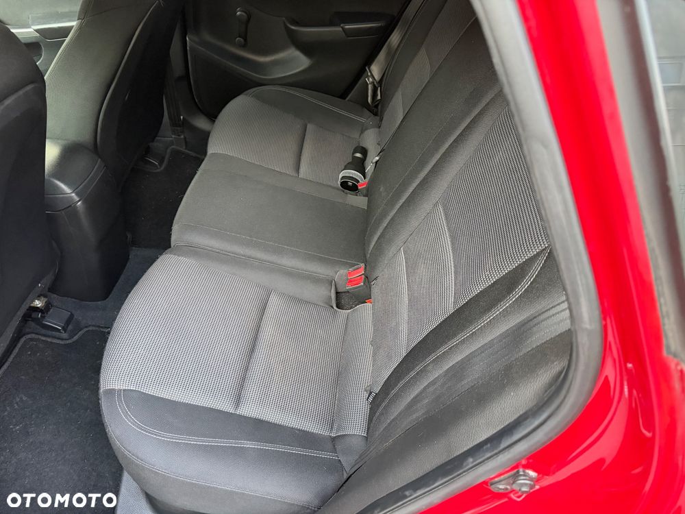 Hyundai i30 1.4 CRDi Advantage - 11