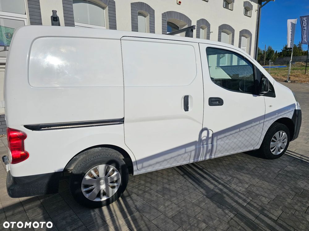 Nissan NV200 - 4