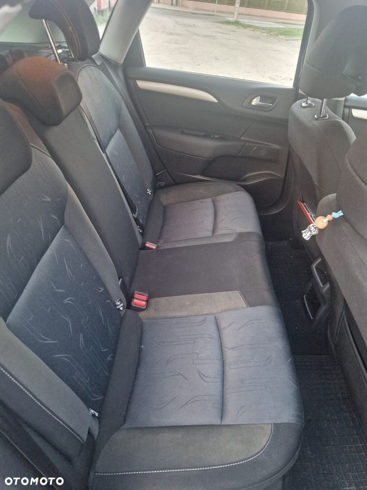 Citroën C4 1.6 HDi Attraction - 18