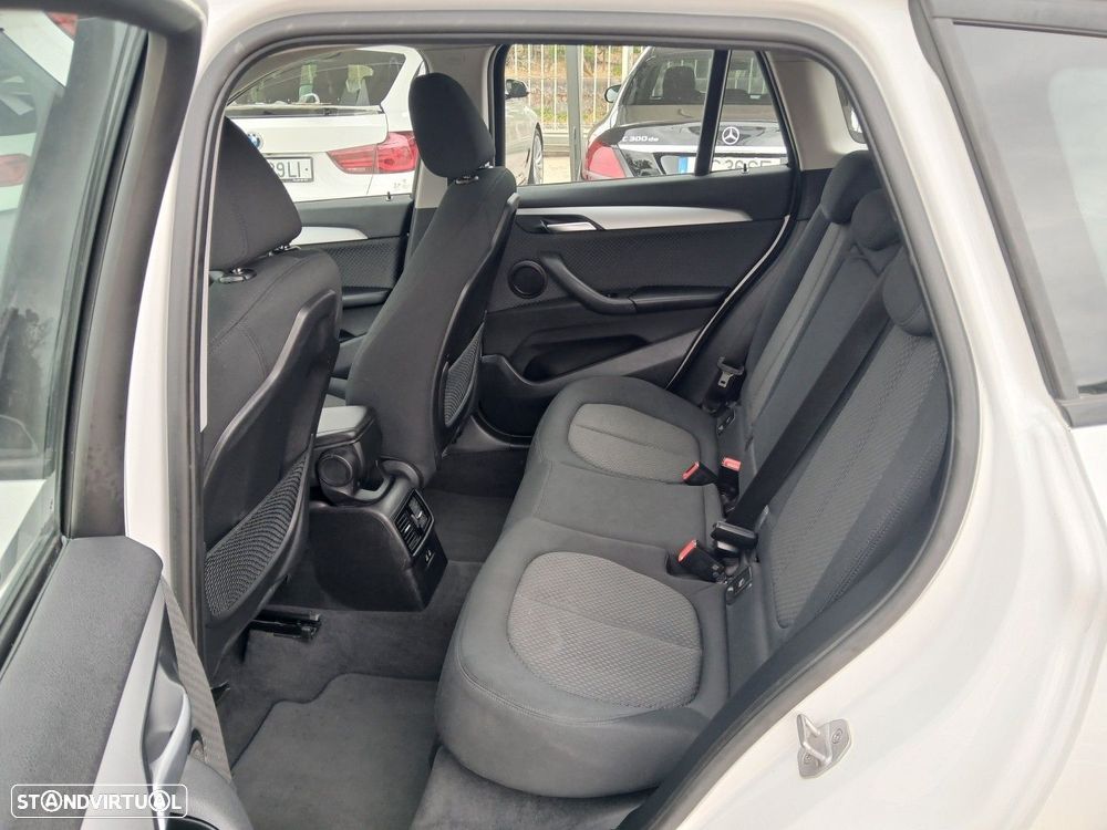 BMW X1 16 d sDrive Corporate Edition Auto - 12