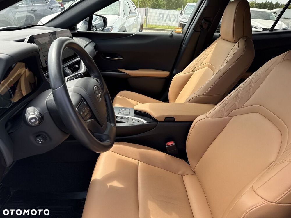 Lexus UX 250h GPF F Sport Design 2WD - 23