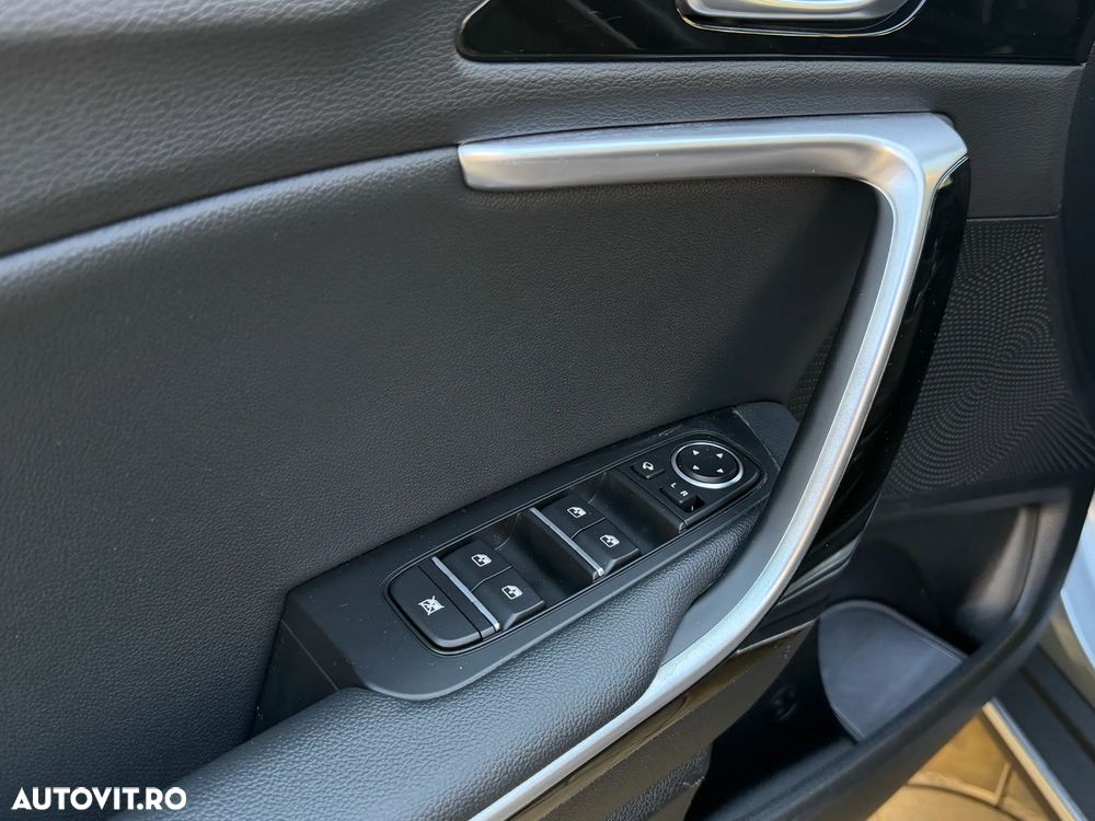Kia XCeed - 19