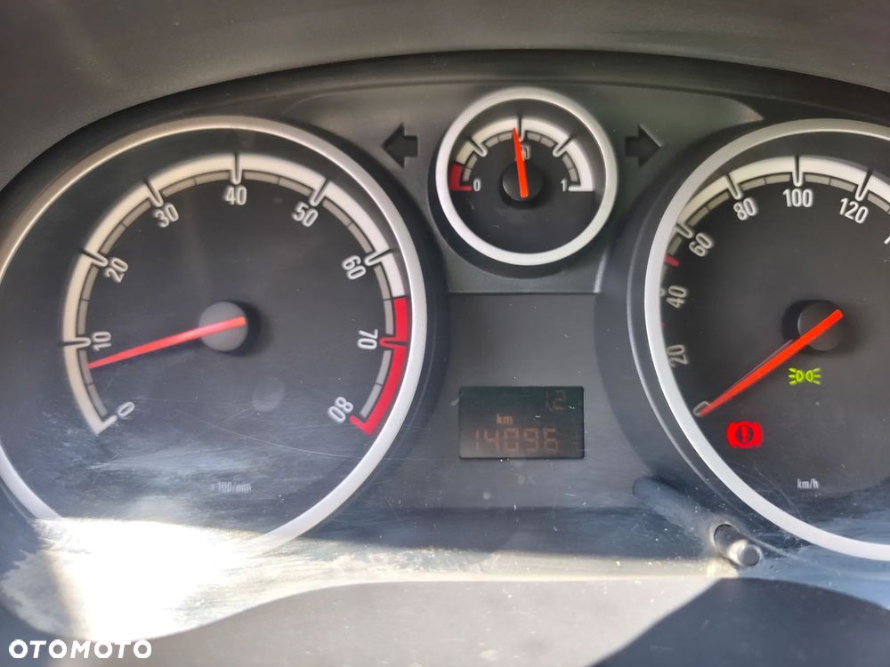 Opel Corsa - 10
