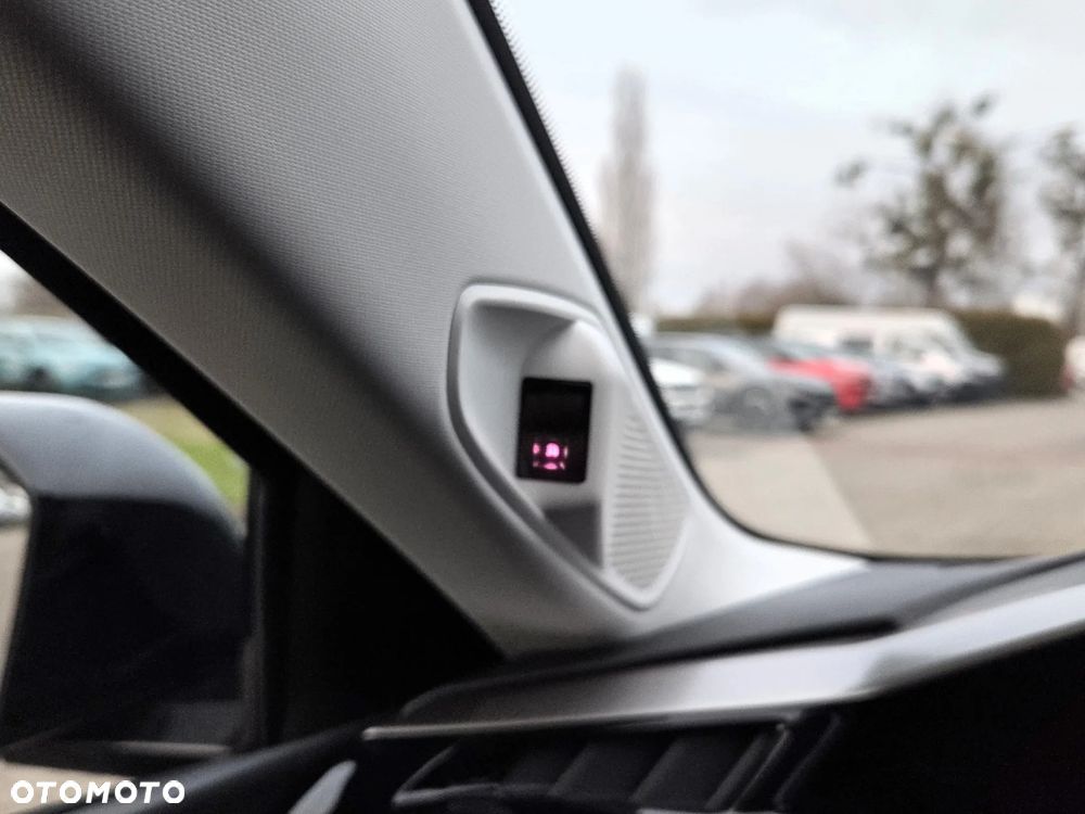 Peugeot 308 1.2 mHEV Allure S e-DCS6 - 23