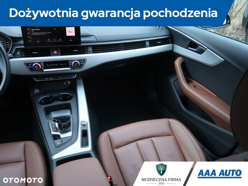 Audi A4 Limousine - 10