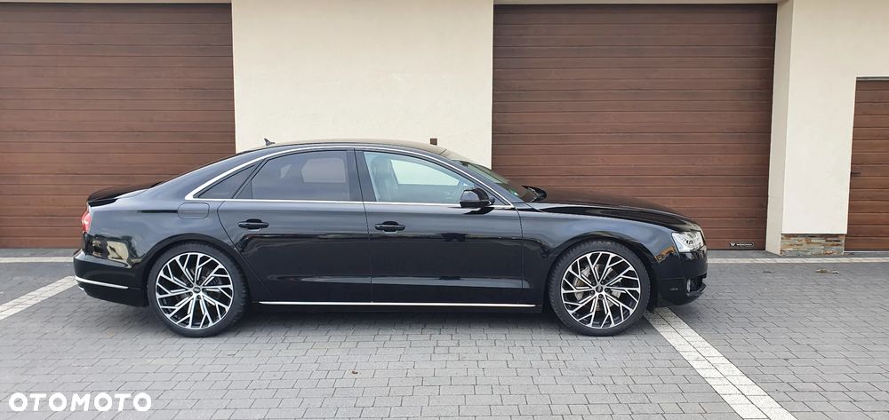 Audi A8 - 2