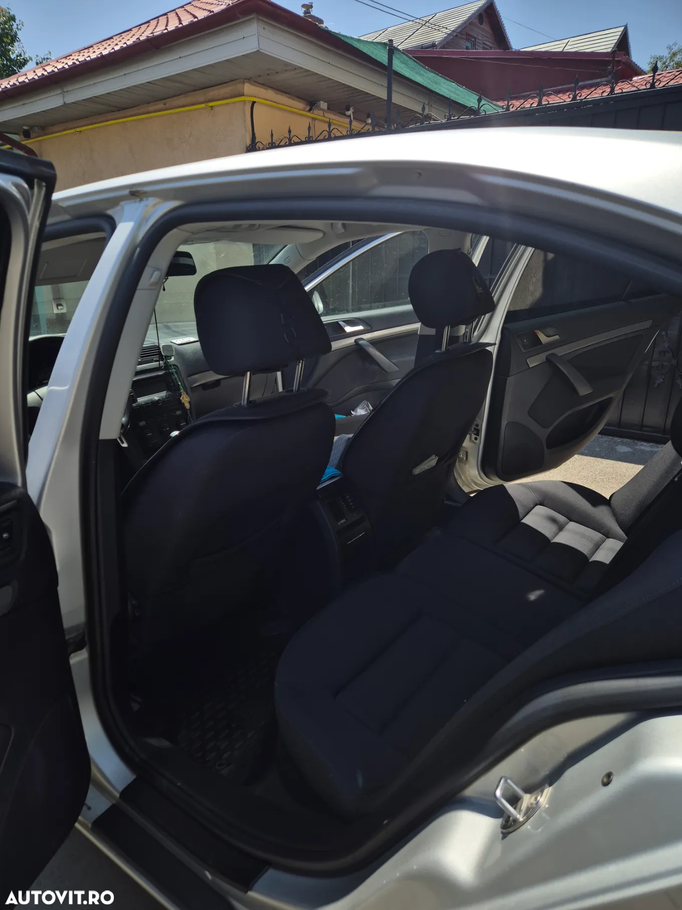 Skoda Octavia 1.6 FSI Classic - 6
