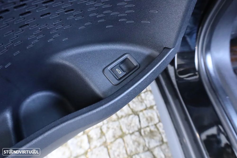 MINI Countryman E Classic M - 48