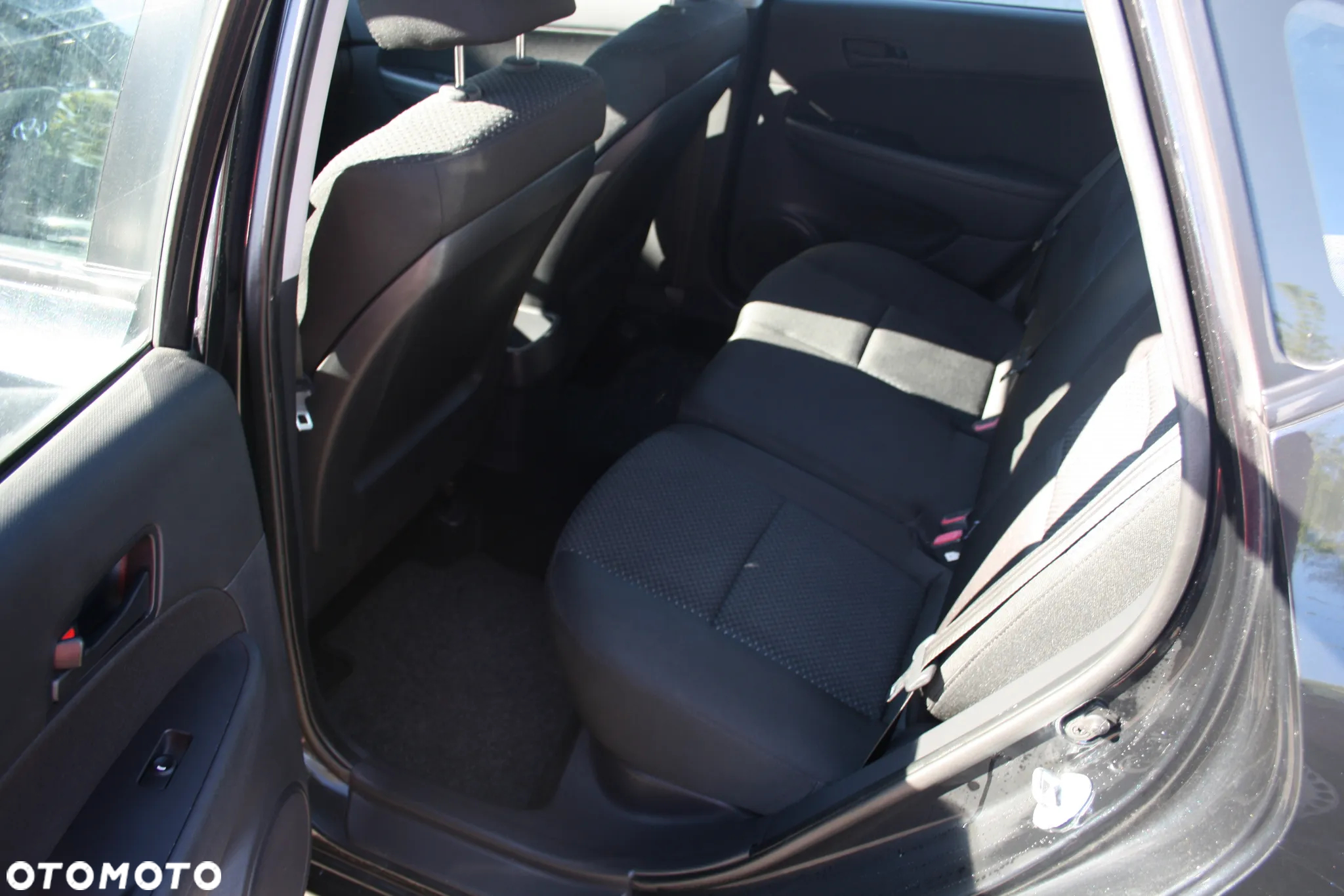 Hyundai i30 i30cw 1.6 CRDi UEFA EURO 2012 Edition - 17