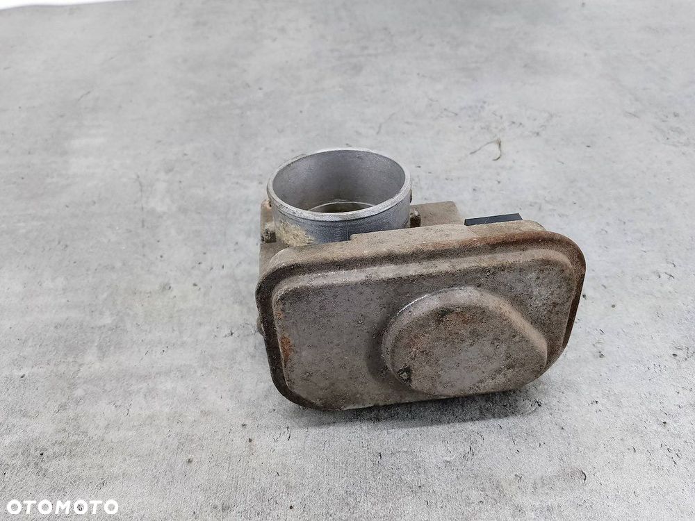 PRZEPUSTNICA DODGE CALIBER 1.8 16V - 6