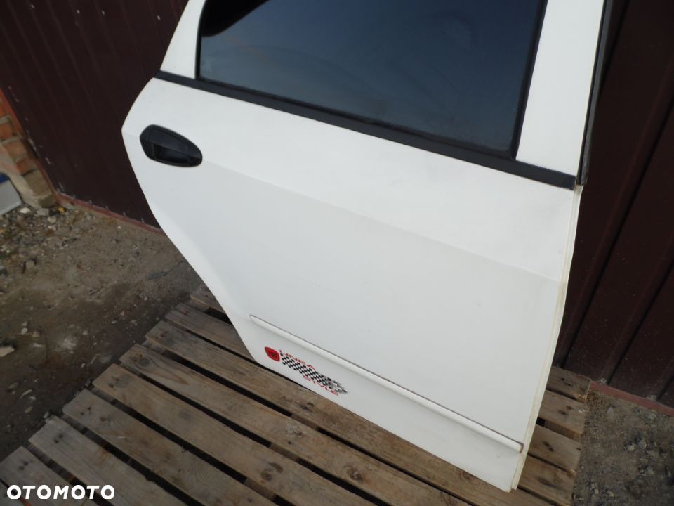 drzwi prawe tylne prawy tył Fiat Linea kod lakieru 249 - 3