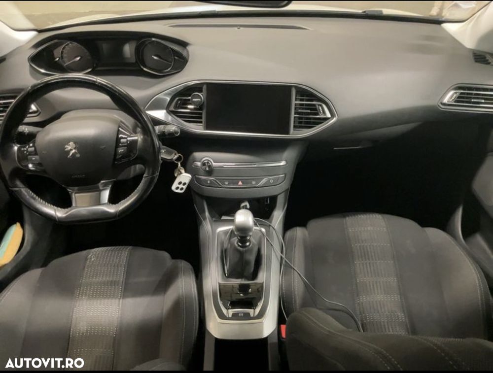 Peugeot 308 PureTech 130 Stop & Start Allure - 13