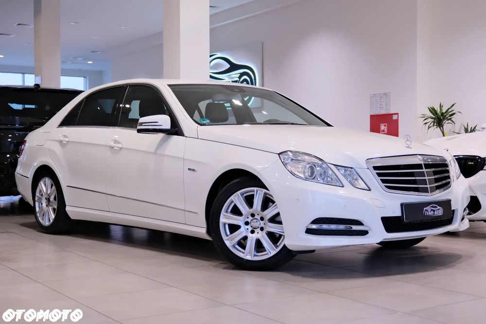 Mercedes-Benz Klasa E 350 CDI DPF BlueEFFICIENCY 7G-TRONIC Avantgarde - 3