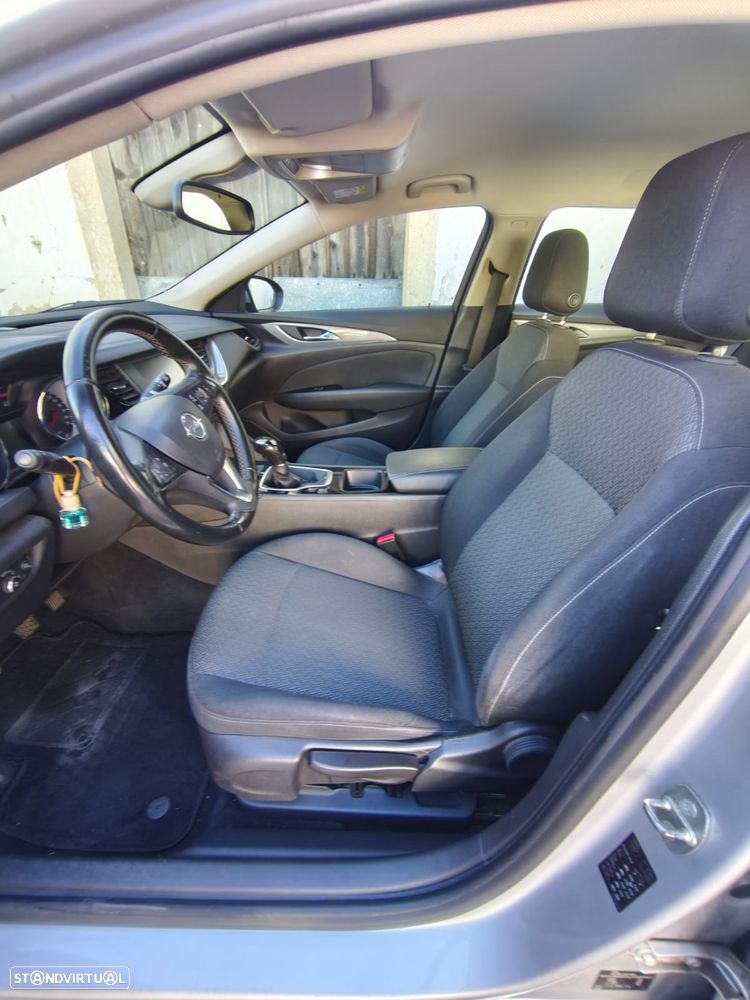 Opel Insignia Sports Tourer - 14