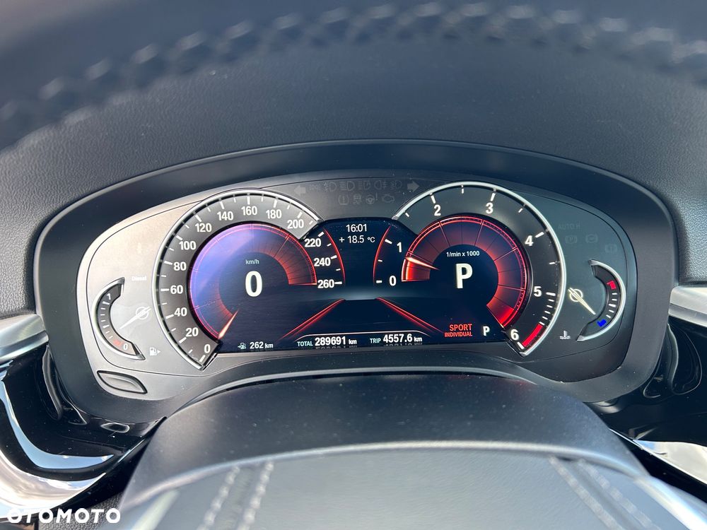 BMW Seria 5 520d Luxury Line - 15