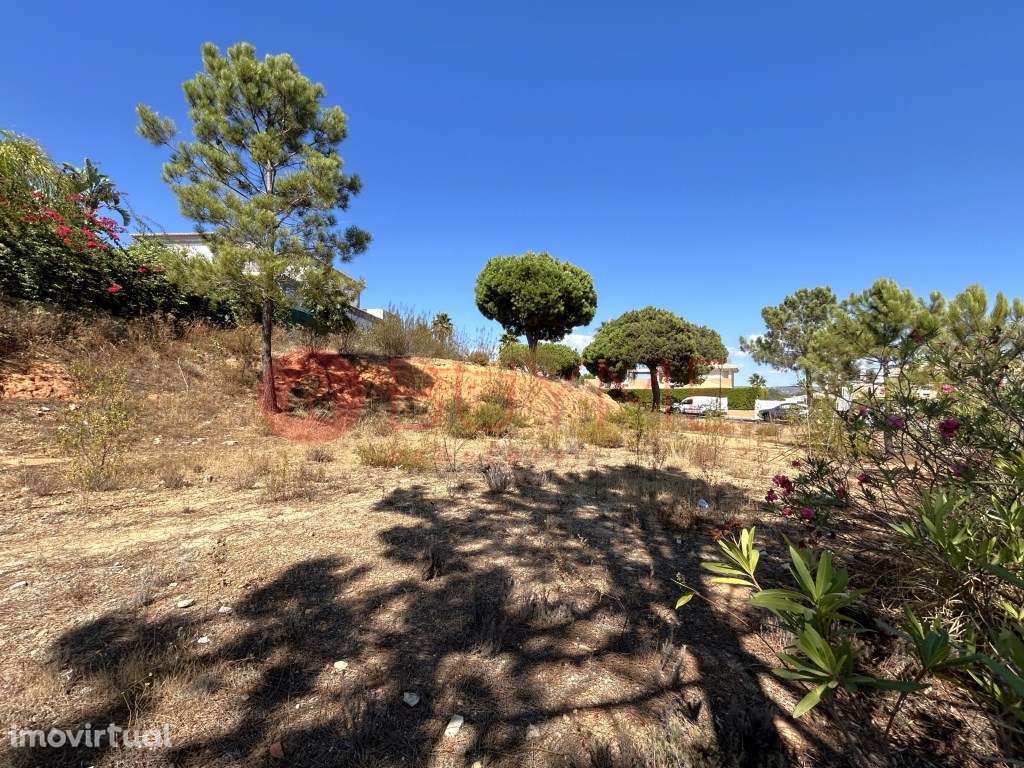 Lote para Moradia Unifamiliar nas Varandas do Lago, Almancil - Grande imagem: 3/7