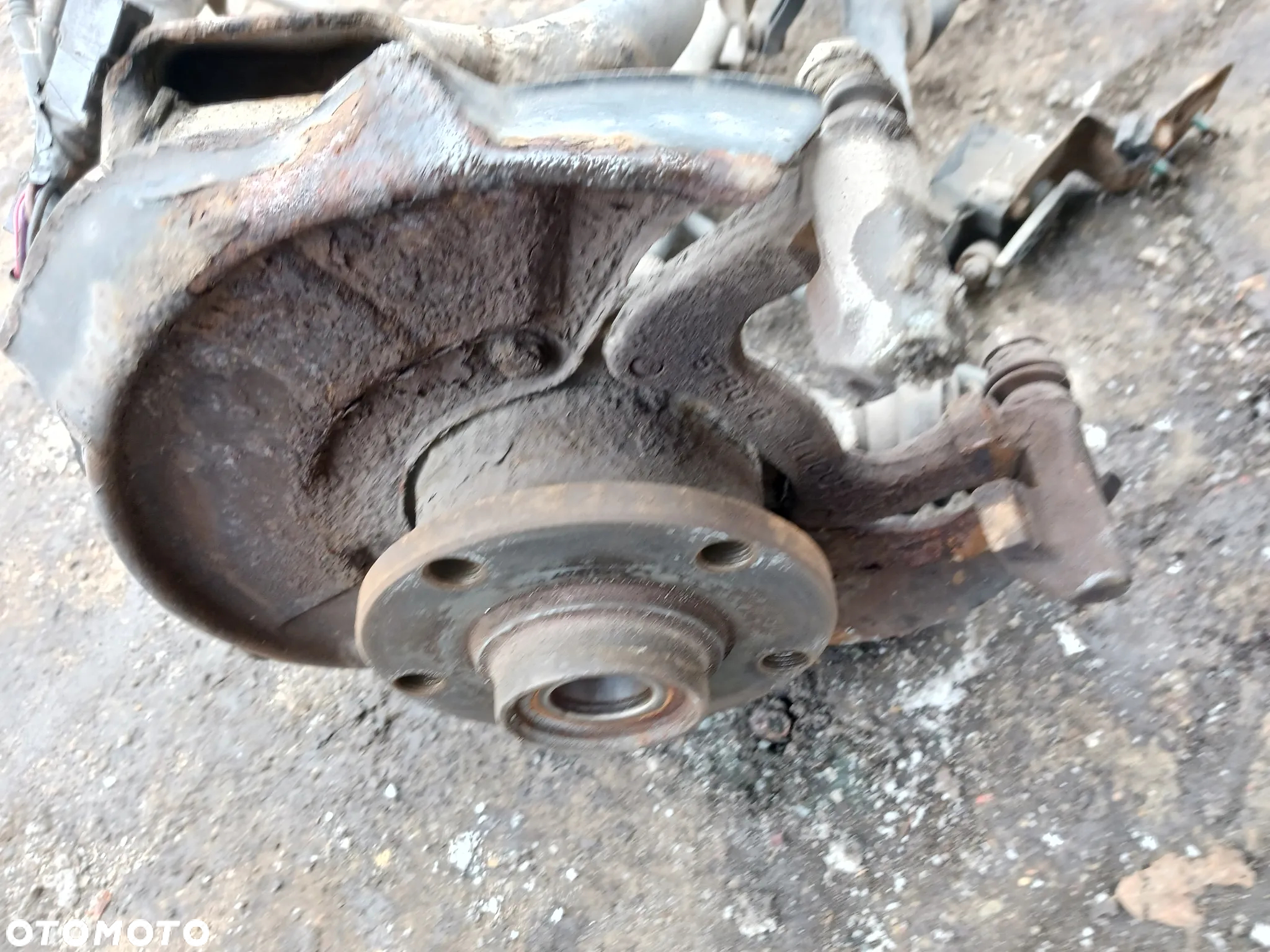 Półoś lewa prawa tył tylna wachacz górny dolny dyfer most zwrotnica piasta tarcza kotwiczna Volkswagen Passat B5 Lift FL 4x4 4Motion - 7