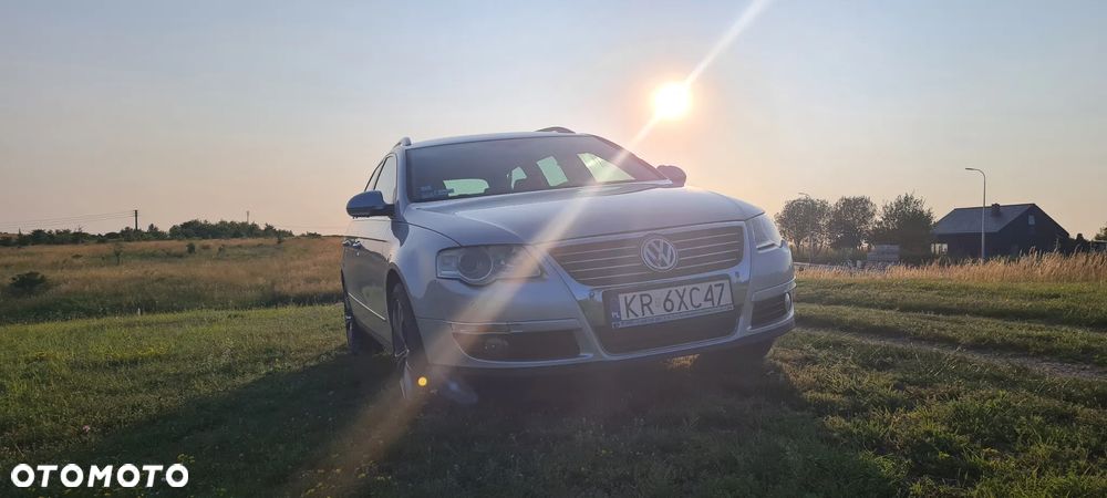 Volkswagen Passat Variant 2.0 TDI DPF DSG Highline - 2