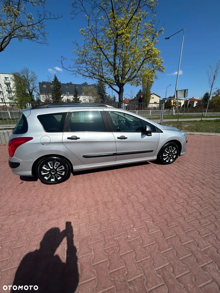Peugeot 308 1.6 HDi Presence - 4