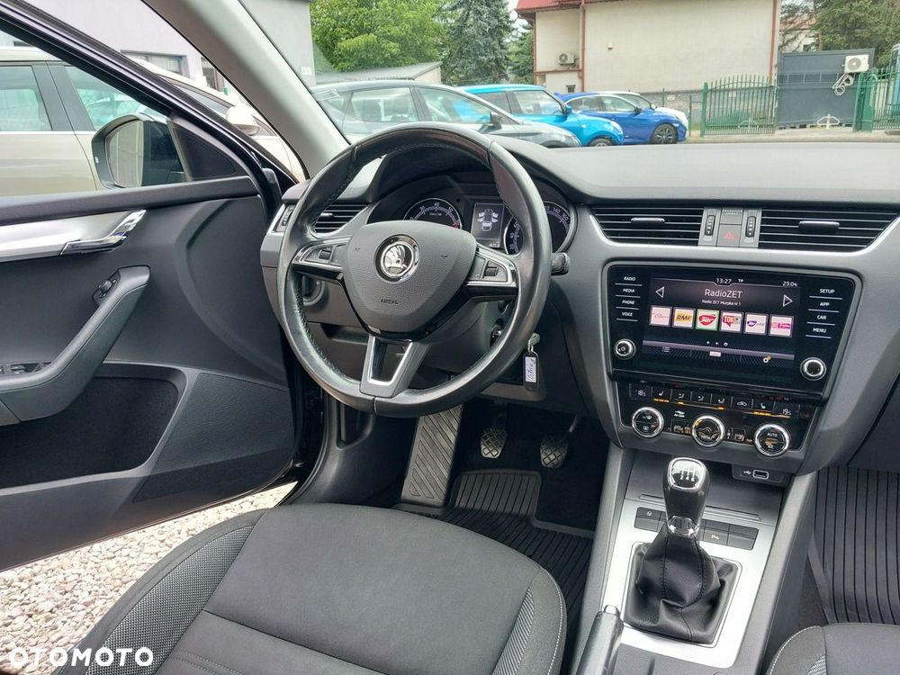 Skoda Octavia 1.4 TSI Ambition - 6