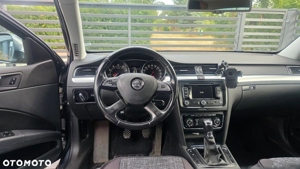 Skoda Superb 1.4 TSI Elegance Outdoor - 12