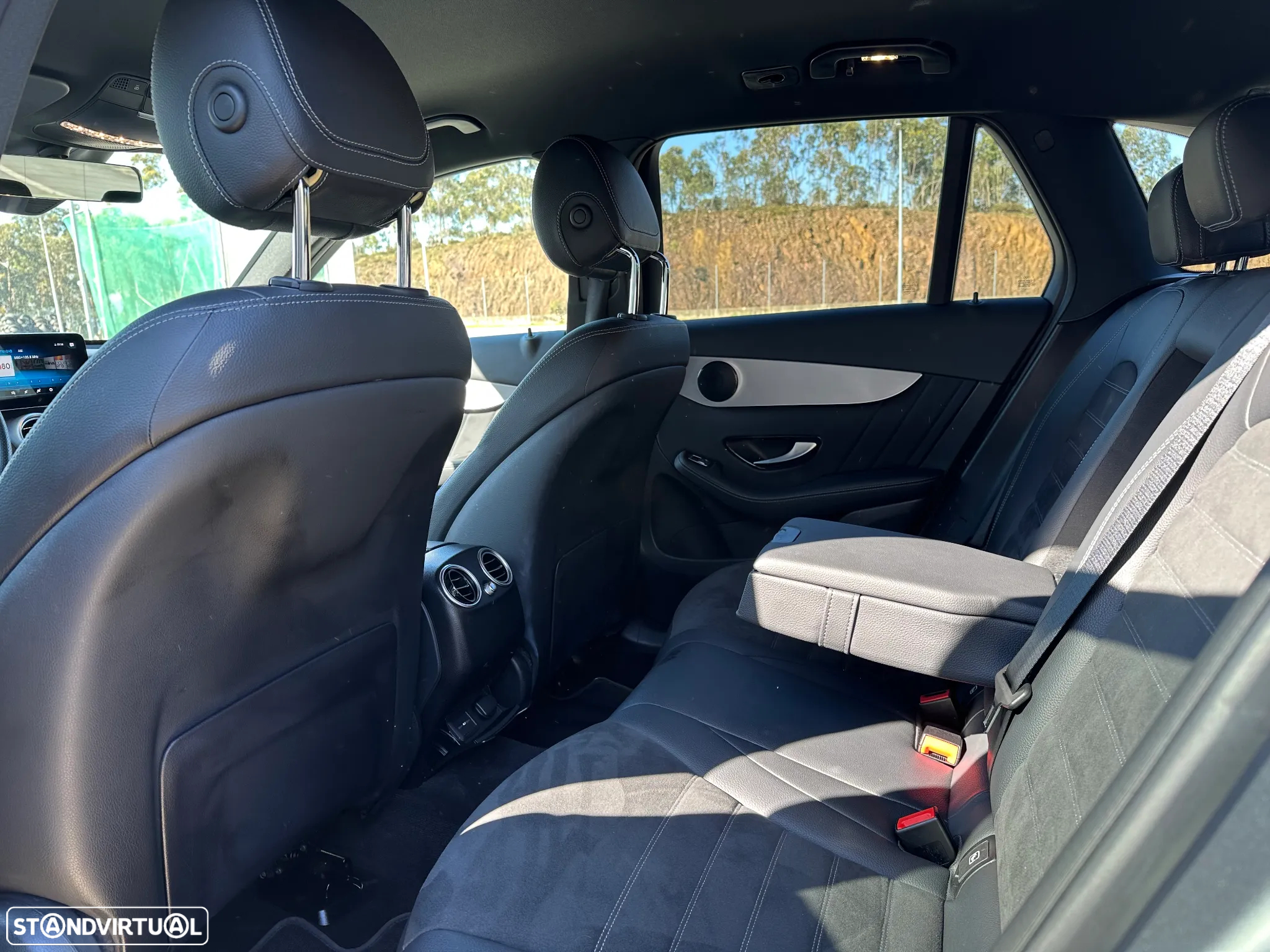 Mercedes-Benz GLC 300 de 4Matic - 23