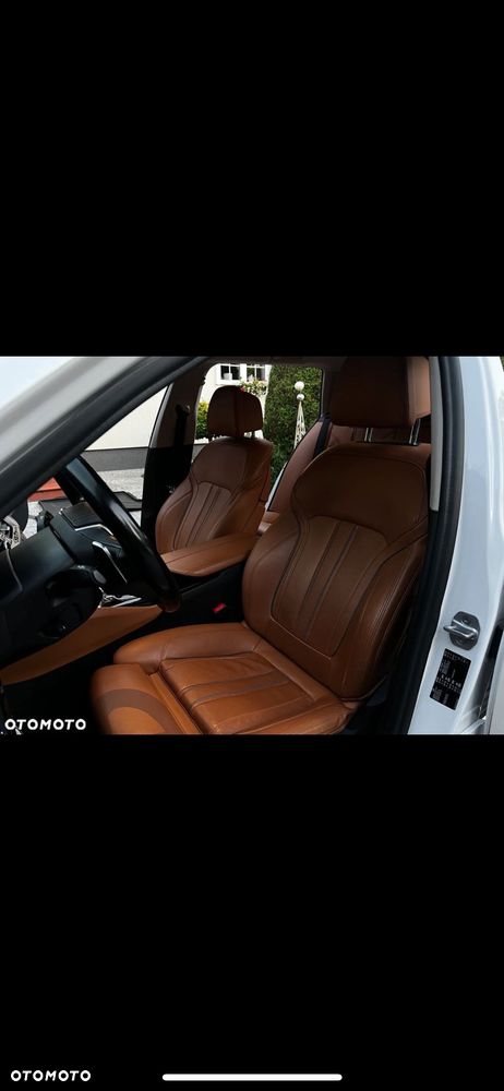 BMW Seria 5 520d Luxury Line - 13