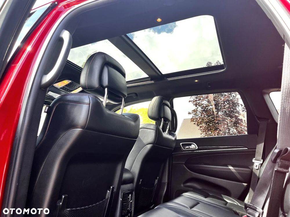 Jeep Grand Cherokee - 10