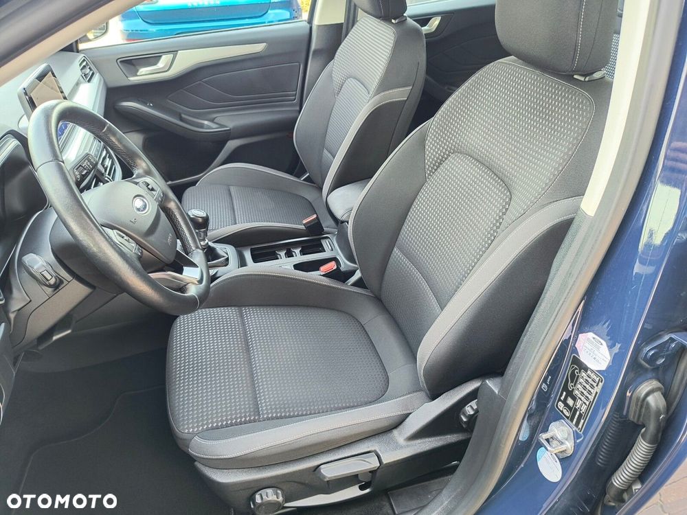 Ford Focus - 11