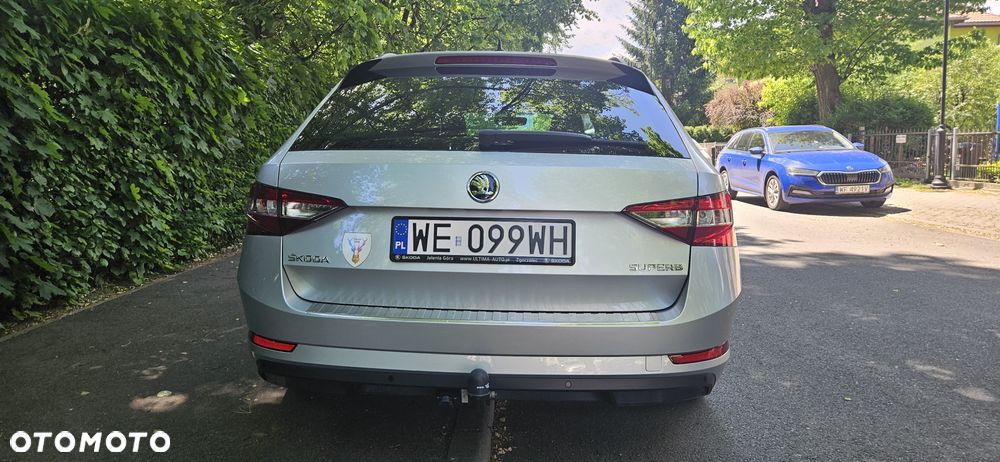 Skoda Superb 2.0 TDI Ambition DSG7 - 8