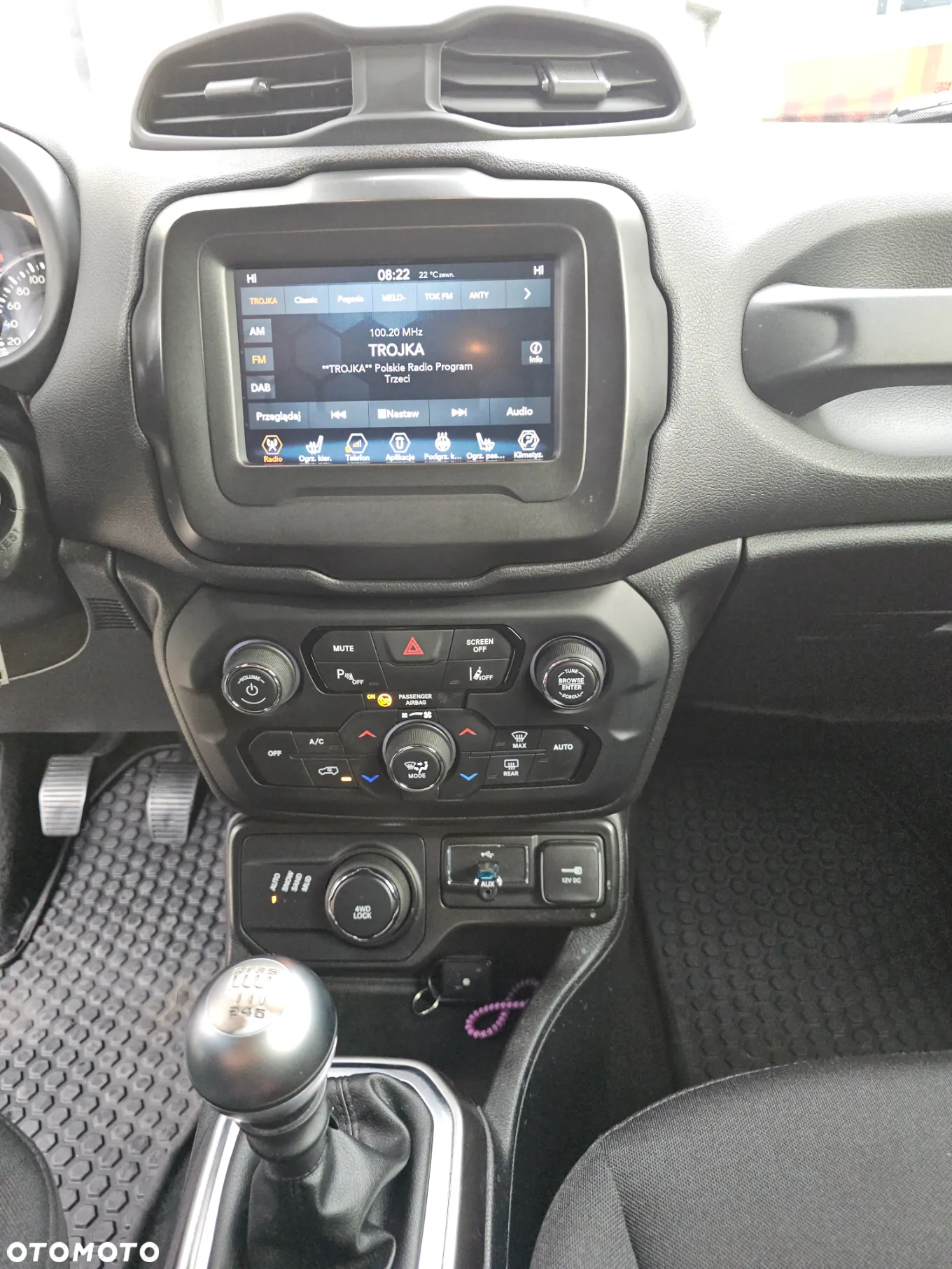Jeep Renegade - 8