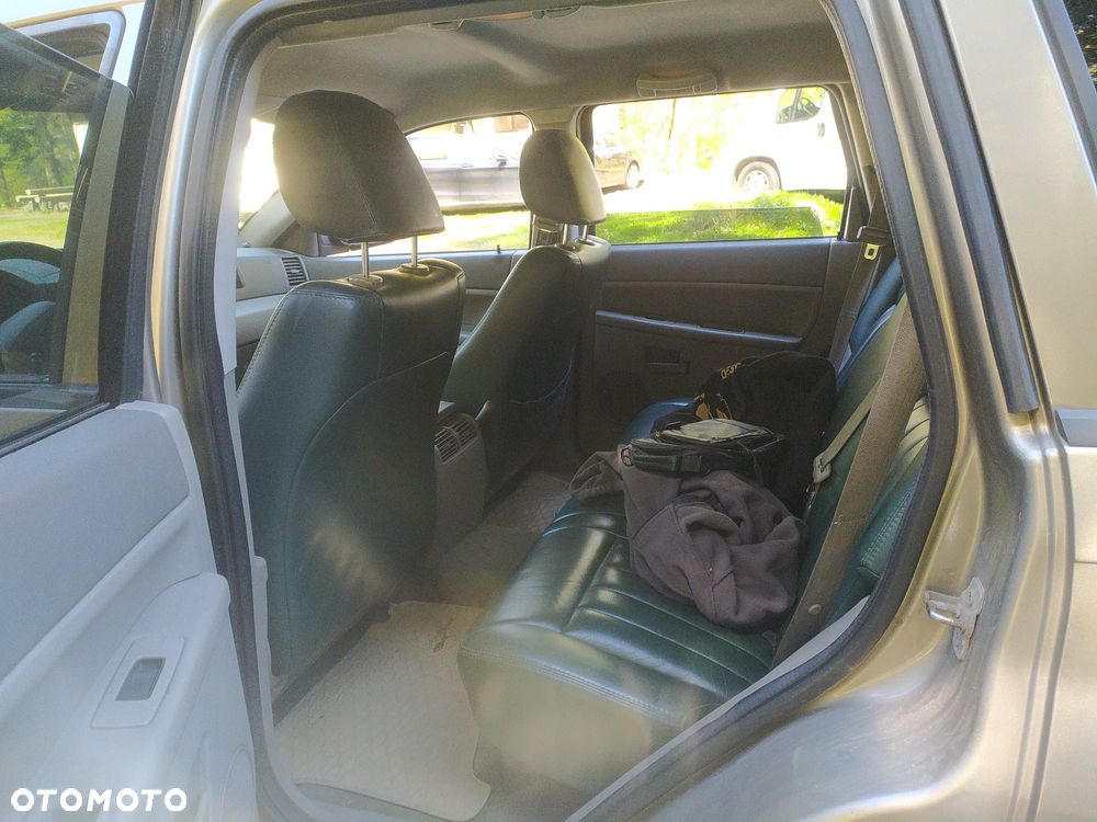 Jeep Grand Cherokee - 17