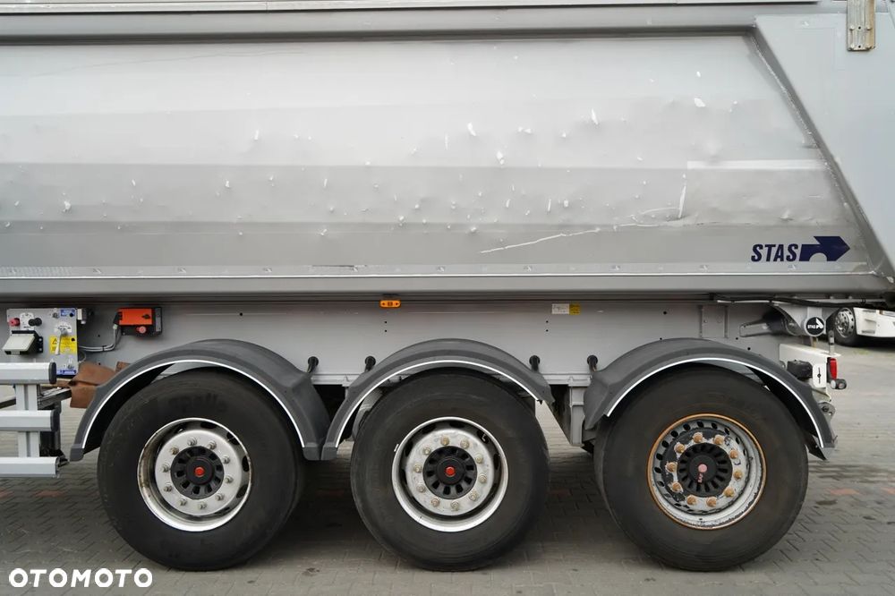 Stas WYWROTKA / 26m3 / ALUMINIOWA / OŚ PONOSZONA / SKRĘTNA  / OSIE SAF - 20