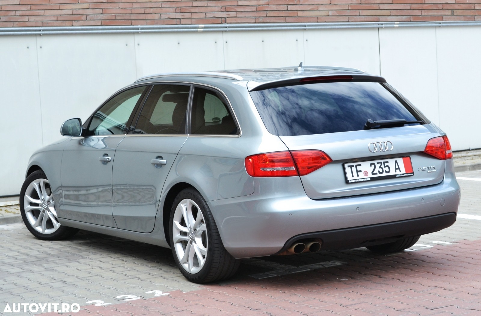 Audi A4 2.0 TDI Quattro Avant - 12