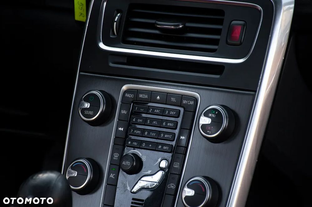 Volvo S60 D4 Summum - 10