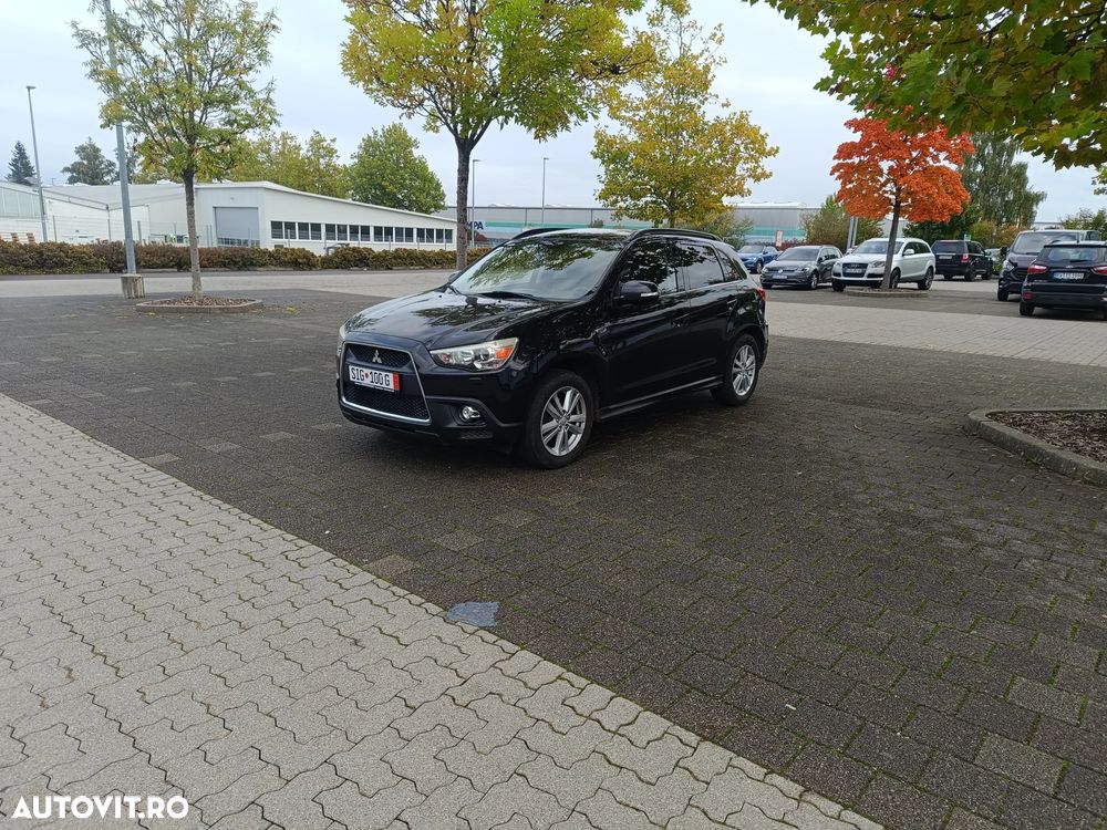 Mitsubishi ASX - 3
