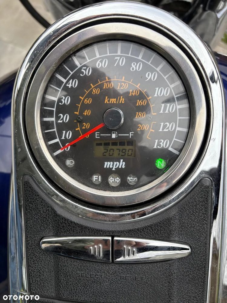 Suzuki Boulevard - 9